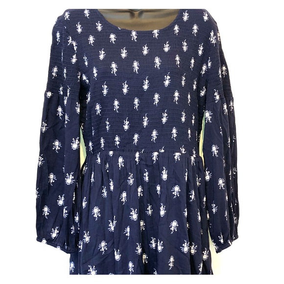 NWT OLD NAVY Long Sleeved Dress - Picture 2 of 5